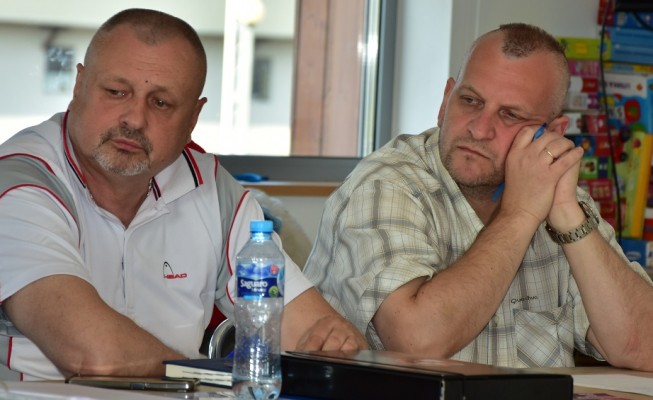 Rewizyjna na cenzurowanym