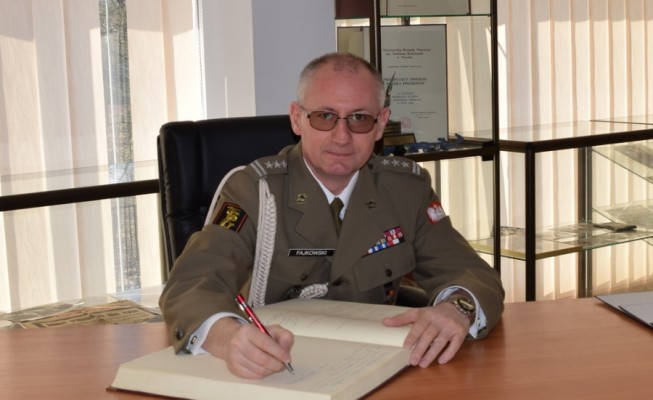 Pułkownik zastąpił generała